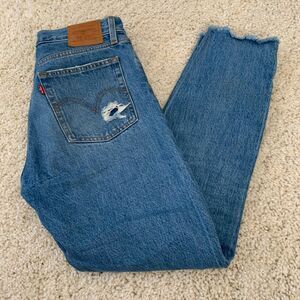 Levi’s PREMIUM Jeans 27 Wedgie Straight Button Fly BIG E Medium Distressed Blue
